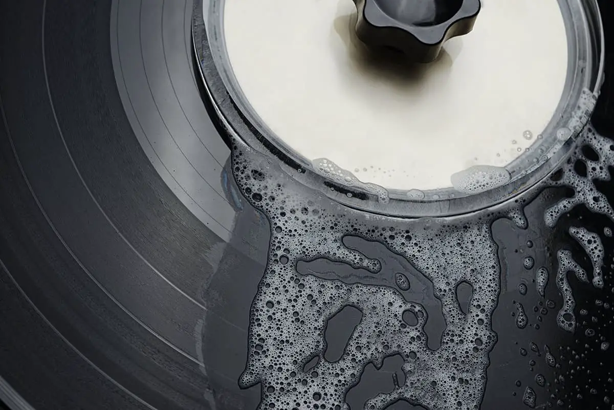A Step by Step Guide to Cleaning Vinyl Records With Soap and Water
